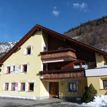 Ers Curtins Zernez